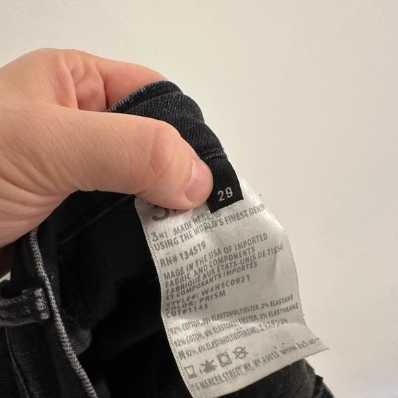 3x1 Skinny Jeans, distressed ends - Picture 3 of 3